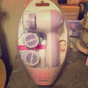 Conair True Glow Facial brush